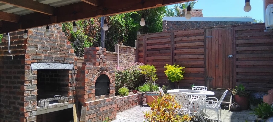 3 Bedroom Property for Sale in Kaysers Beach Eastern Cape